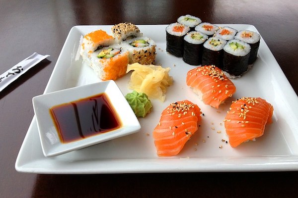 Shabu To Go Amsterdam Noord Sushibox met 48% korting