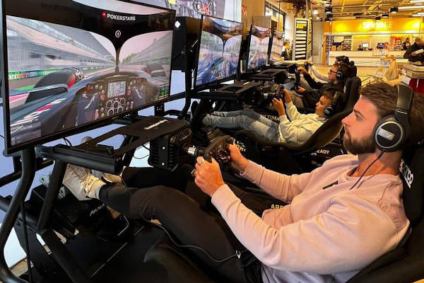 Ultimate Drivz racesimulator met 40% korting