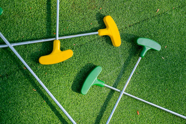 Minigolf + jeu de boules + bitterballen met 52% korting